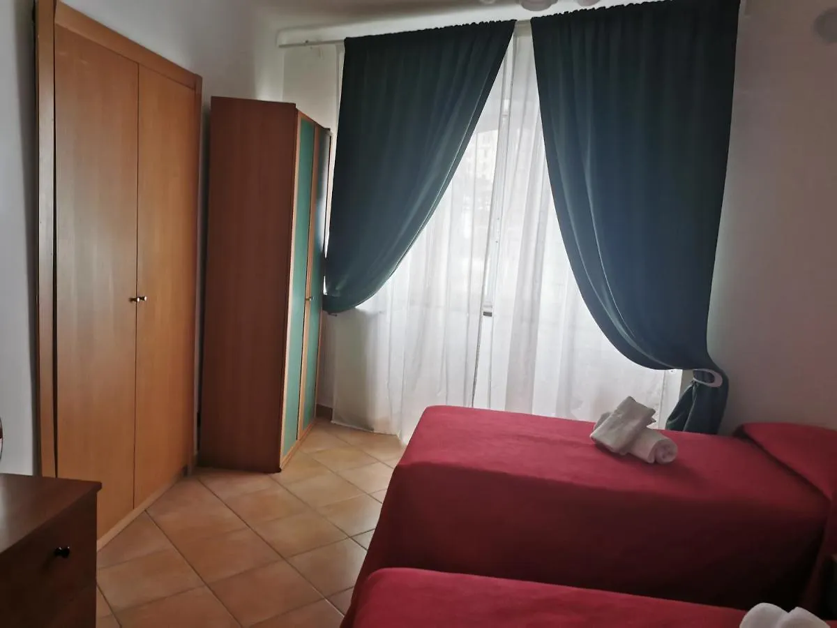 Residence La Lanterna Genoa 0*,