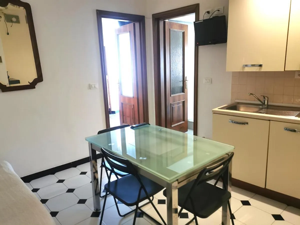 Aparthotel Residence La Lanterna Genoa